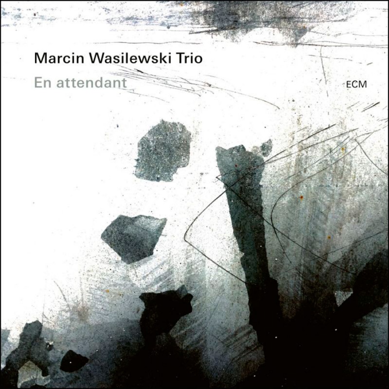 繊細深遠でしっとりとしたアンニュイu0026メランコリックな詩的・唯美的ピアノ・プレイが瑞々しくも儚げに映える典雅世界 CD MARCIN  WASILEWSKI TRIO マルチン・ヴォシレフスキ / EN ATTENDANT